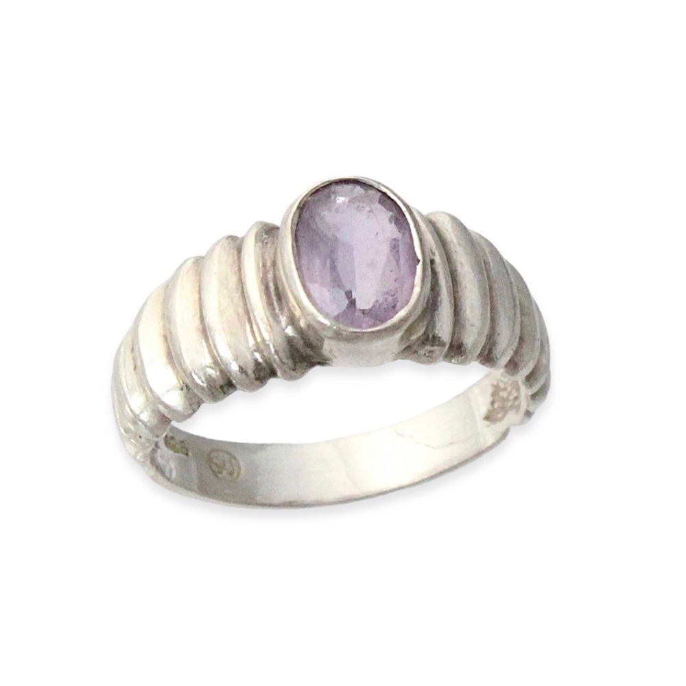 Vintage Amethyst Sterling Silver Ring Size 5 Purple Oval Gemstone Ribbed Shank